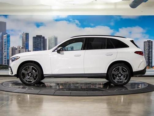 2026 Mercedes-Benz GLC 300 4MATIC