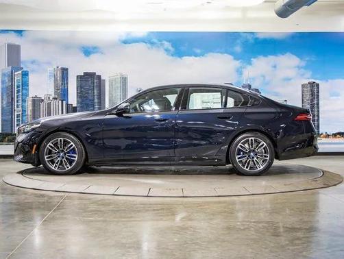 2026 BMW 550e xDrive
