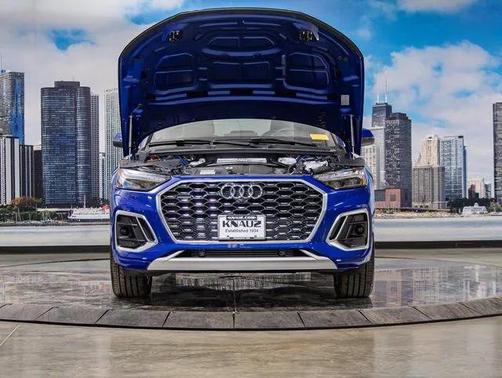 2022 Audi Q5 45 S line Prestige