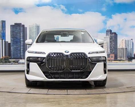 2025 BMW 760 i xDrive