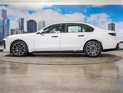 2025 BMW 760 i xDrive