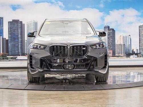2025 BMW X5 M60i
