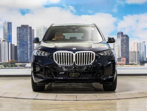 Carbon Black Metallic 2026 BMW X5 xDrive40i