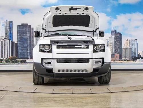 2025 Land Rover Defender 110 P300