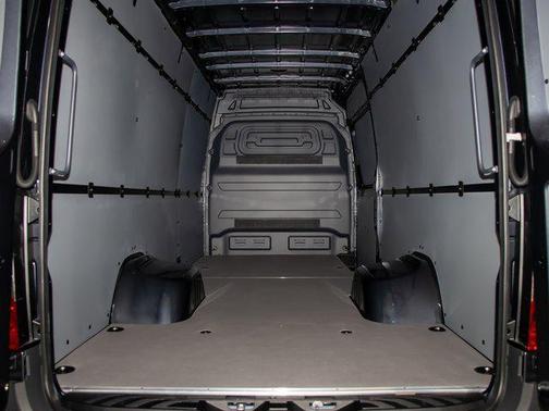 2025 Mercedes-Benz Sprinter 3500 High Roof