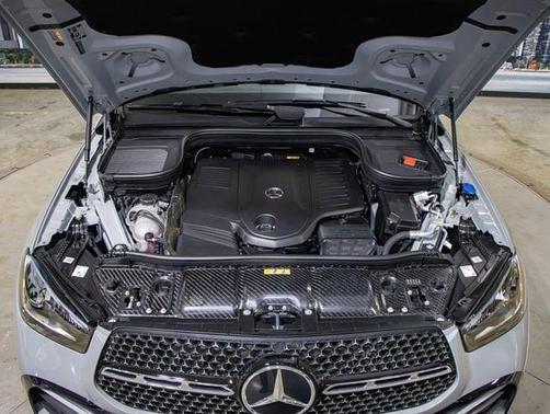 MANUFAKTUR Alpine Grey 2026 Mercedes-Benz GLE 450 4MATIC