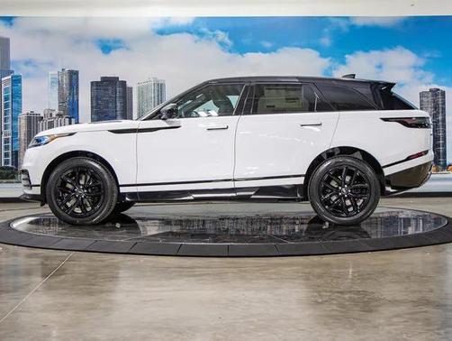2026 Land Rover Range Rover Velar Dynamic SE