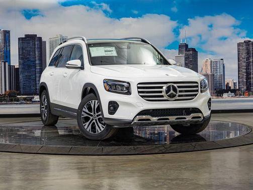 Polar White 2026 Mercedes-Benz GLB 250 4MATIC