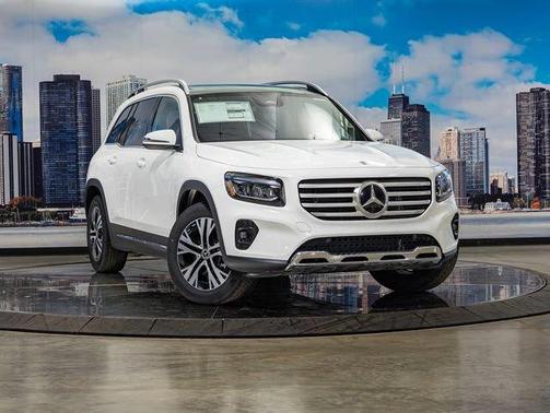 Polar White 2026 Mercedes-Benz GLB 250 4MATIC