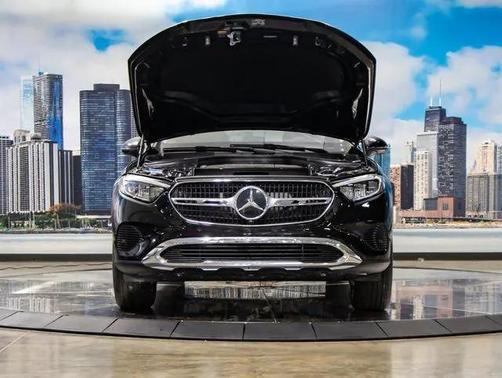 2025 Mercedes-Benz GLC 350e Base