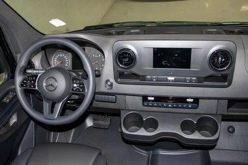 2024 Mercedes-Benz Sprinter 2500 High Roof