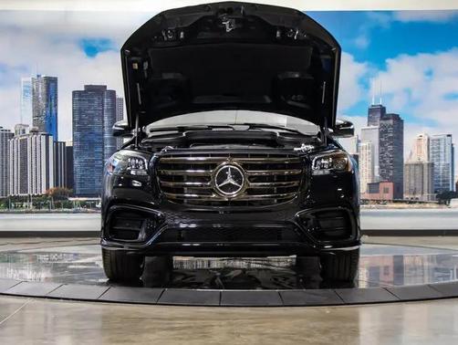 2026 Mercedes-Benz GLS 450 4MATIC
