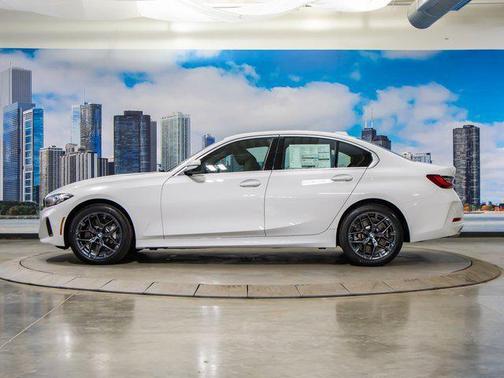 2025 BMW 330 i xDrive