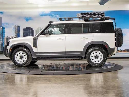 2024 Land Rover Defender S