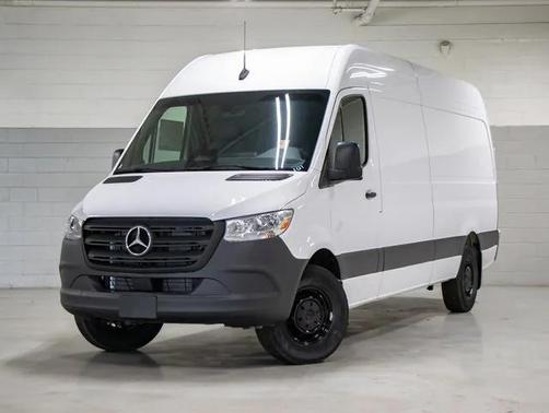 2025 Mercedes-Benz Sprinter 2500 Cargo 170 WB