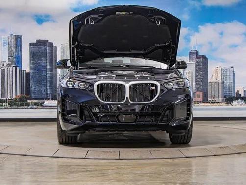 2026 BMW X5 M60i