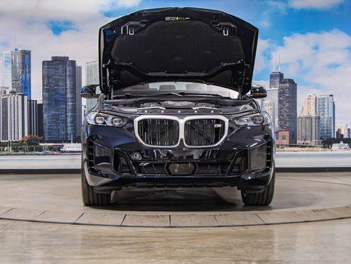 2026 BMW X5 M60i