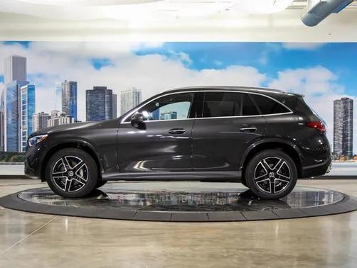 2026 Mercedes-Benz GLC 300 4MATIC