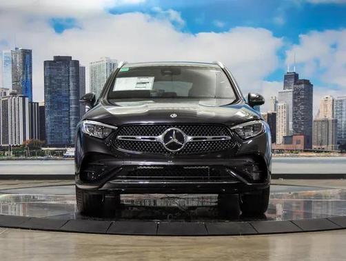 2026 Mercedes-Benz GLC 300 4MATIC