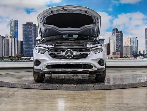 Cirrus Silver Metallic 2026 Mercedes-Benz GLC 300 4MATIC
