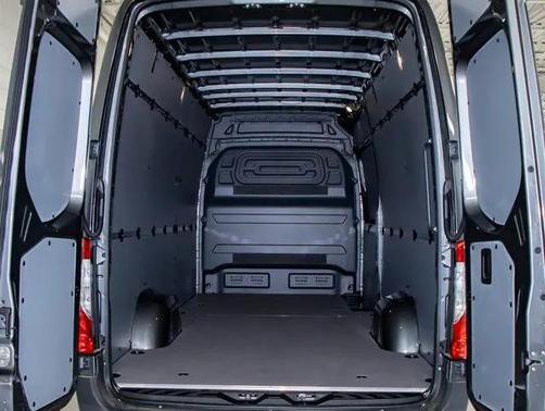 2025 Mercedes-Benz Sprinter 2500 High Roof