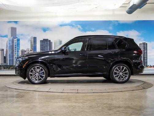 2026 BMW X5 M60i