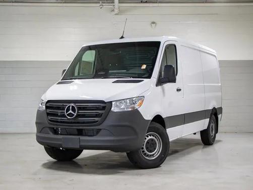 2025 Mercedes-Benz Sprinter 2500 Cargo 144 WB