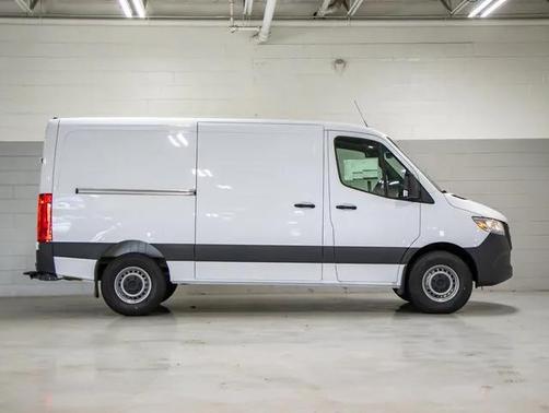 2025 Mercedes-Benz Sprinter 2500 Cargo 144 WB
