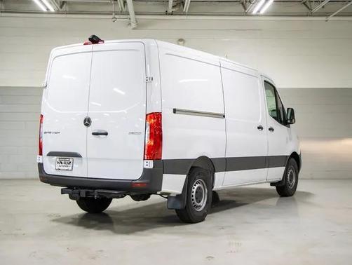 2025 Mercedes-Benz Sprinter 2500 Cargo 144 WB