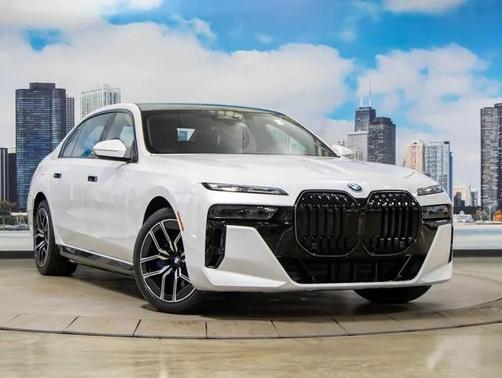 2025 BMW 750e i xDrive