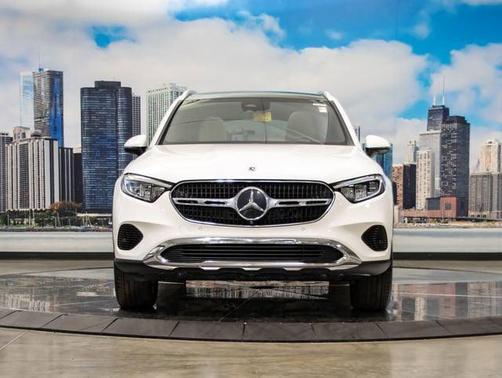 MANUFAKTUR Diamond White Metallic 2023 Mercedes-Benz GLC 300 4MATIC