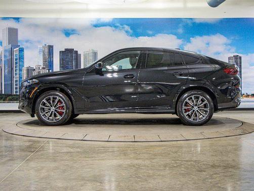 2026 BMW X6 M60i