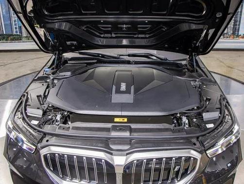 2026 BMW i5 xDrive40