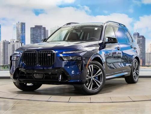 2025 BMW X7 M60i
