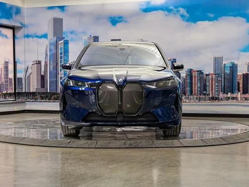 2026 BMW iX xDrive60