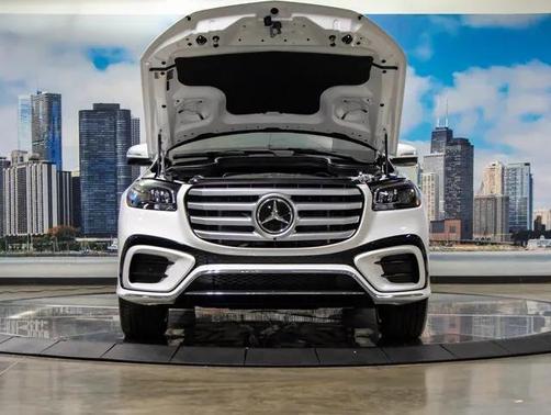 2026 Mercedes-Benz GLS 450 4MATIC