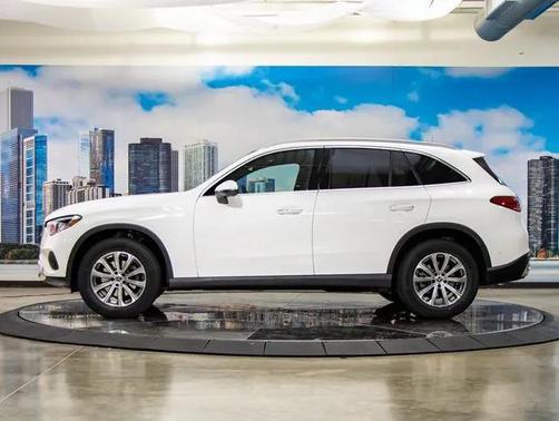 2026 Mercedes-Benz GLC 300 4MATIC