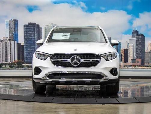 2026 Mercedes-Benz GLC 300 4MATIC
