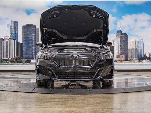 2026 BMW 550e xDrive