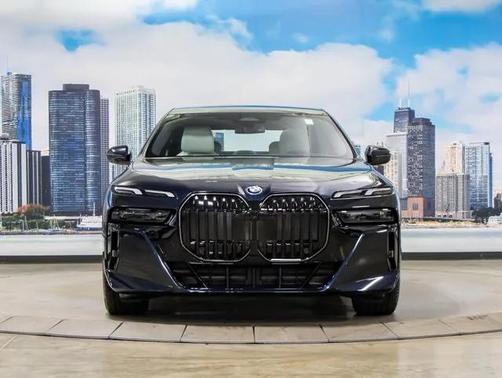 2025 BMW i7 xDrive60