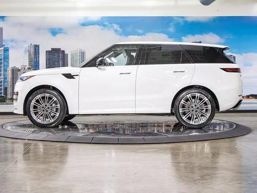 2025 Land Rover Range Rover Sport SE