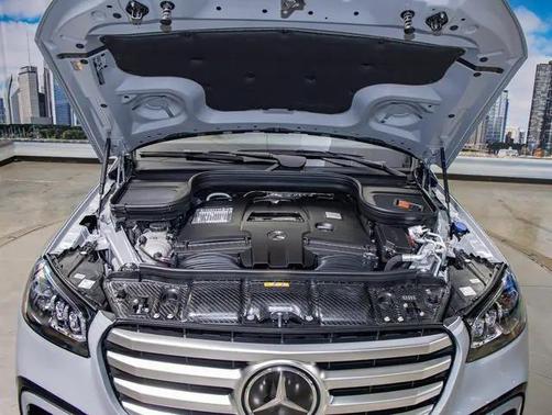 2025 Mercedes-Benz GLS 580 4MATIC