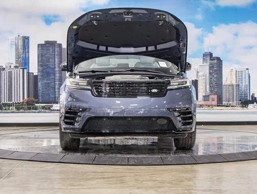 2026 Land Rover Range Rover Velar P250 SE R-Dynamic