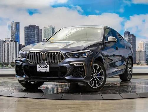 2021 BMW X6 M50i
