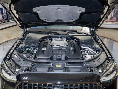 Obsidian Black Metallic 2026 Mercedes-Benz AMG S 63 E 4MATIC
