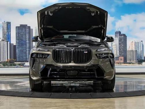 2026 BMW X7 M60i