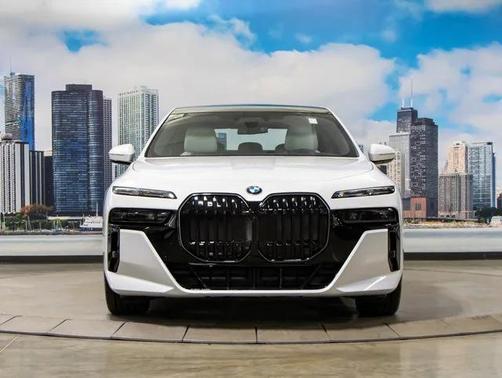 2025 BMW 760 i xDrive