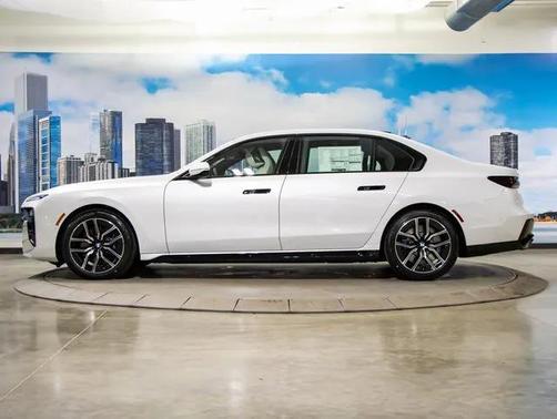 2025 BMW 760 i xDrive