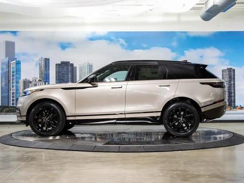 2026 Land Rover Range Rover Velar Dynamic SE