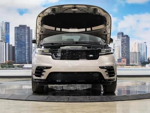 2026 Land Rover Range Rover Velar Dynamic SE